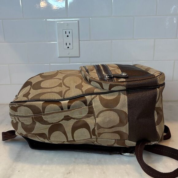 Coach Vintage Jacquard Signature Logo Stripe Large Backpack - HTF - Picture 8 of 16